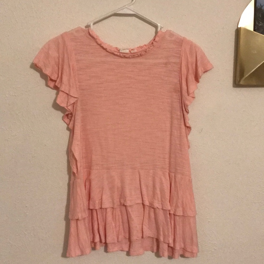 Cute pink top!